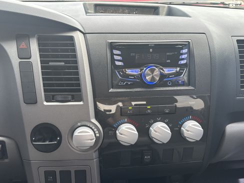 Used 2013 Toyota Tundra 2WD CrewMax w/ Tow Pkg image 9