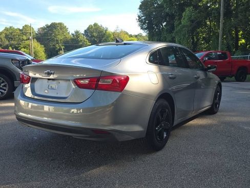 Used 2023 Chevrolet Malibu LS FWD image 5