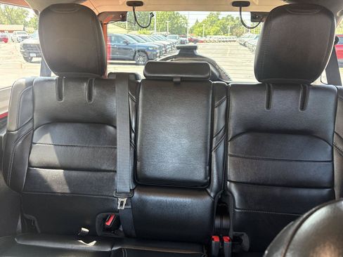 Used 2022 Jeep Wrangler Unlimited Sahara AWD/4WD image 24