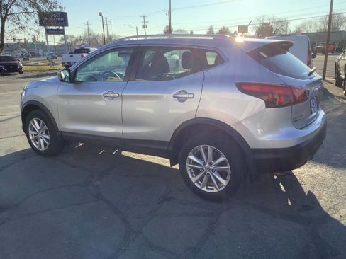 Used 2017 Nissan Rogue Sport SV image 15