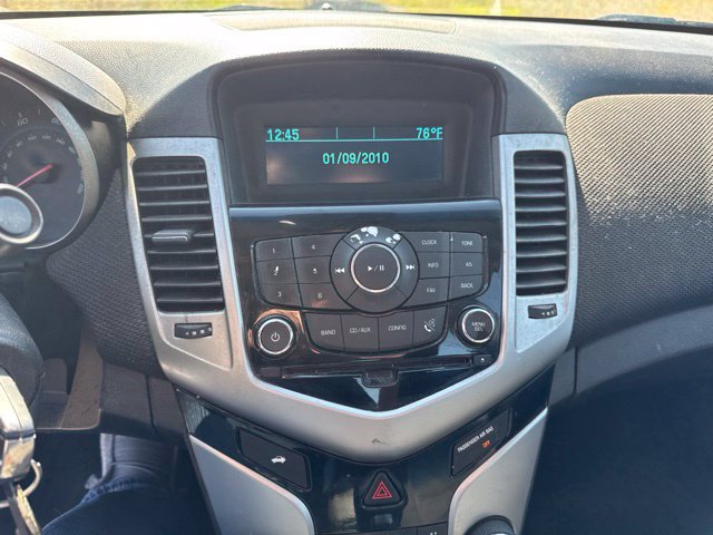 Used 2015 Chevrolet Cruze LT FWD image 13
