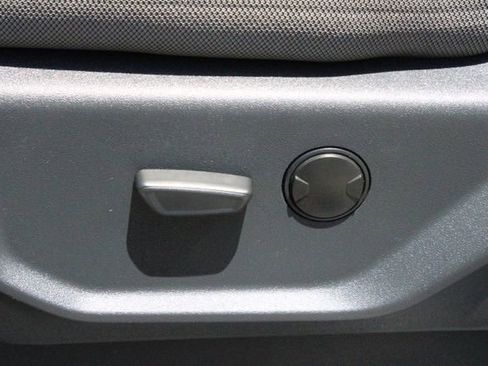 Used 2022 Ford F250 XLT w/ XLT Value Package AWD/4WD image 45