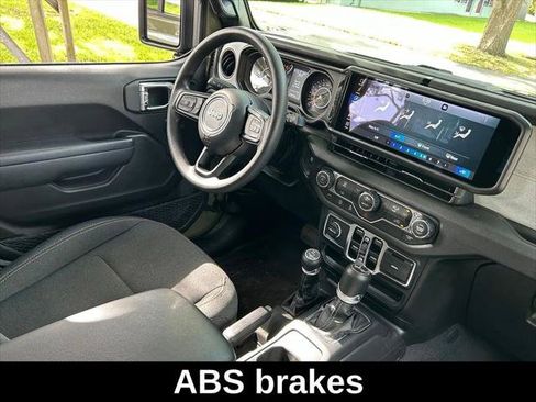 Certified 2025 Jeep Wrangler Unlimited Sport AWD/4WD image 11