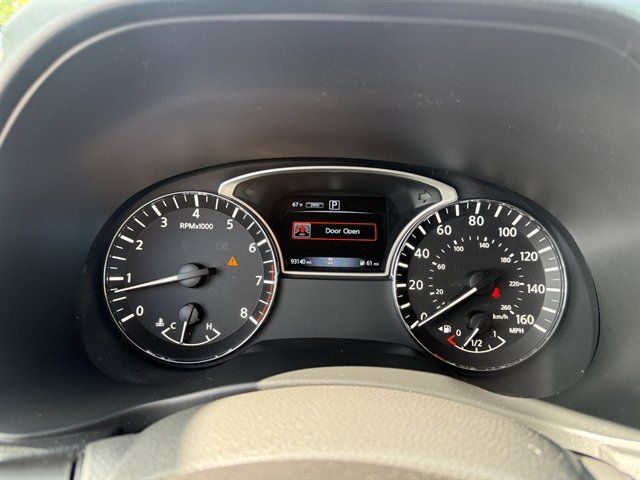 Used 2018 Nissan Pathfinder S AWD/4WD image 11