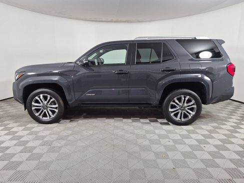 Used 2025 Toyota 4Runner Limited AWD/4WD image 6