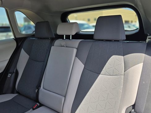 Used 2024 Toyota RAV4 XLE FWD image 15