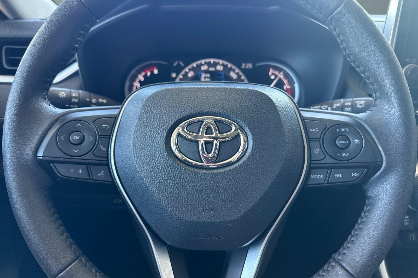 Certified 2025 Toyota RAV4 XLE Premium AWD/4WD image 11