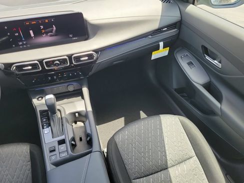 New 2026 Nissan Sentra SV w/ SV Convenience Package FWD image 19