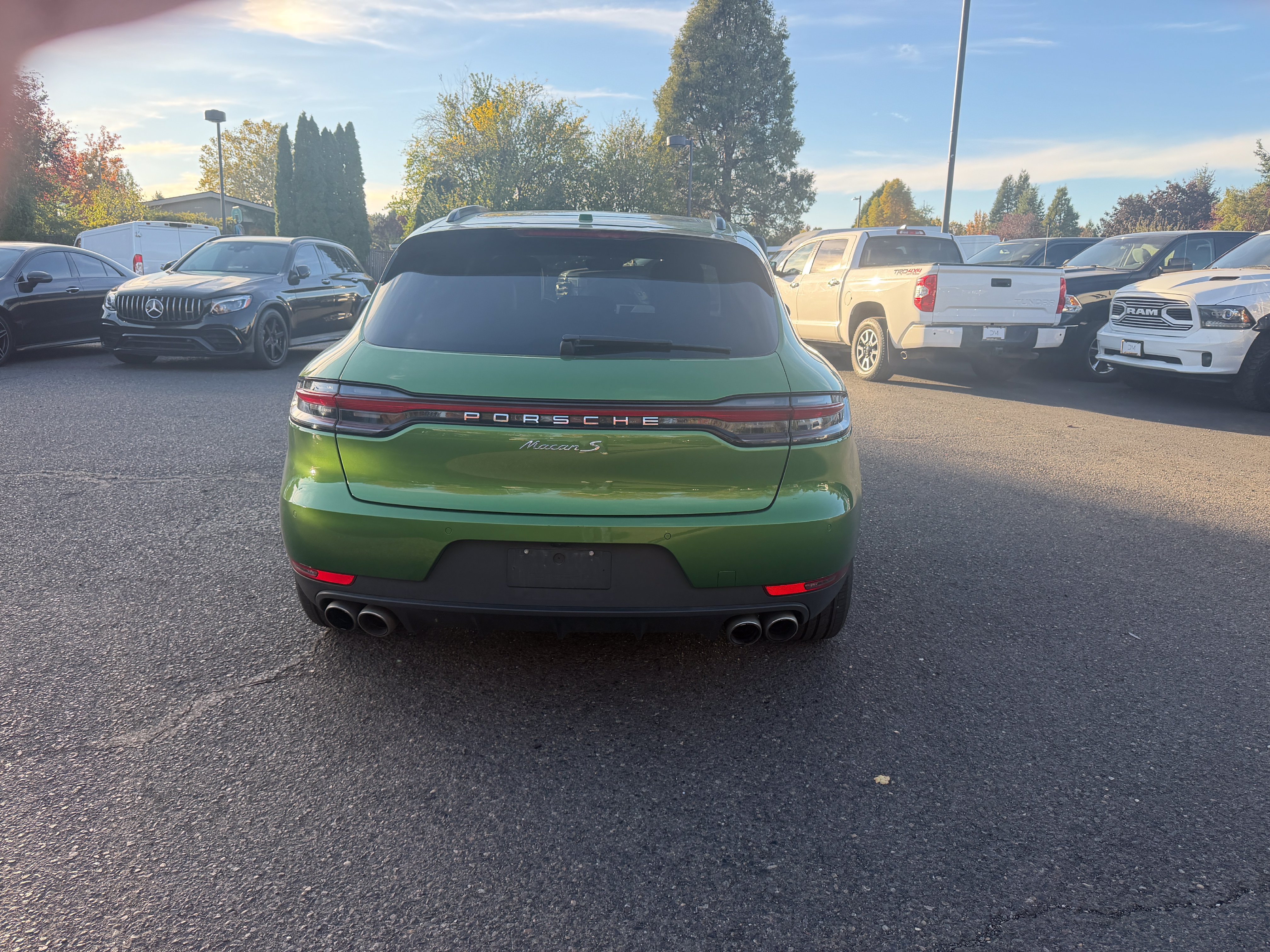 Used 2020 Porsche Macan S AWD/4WD image 4