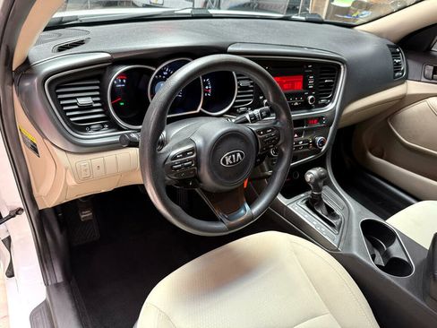 Used 2015 Kia Optima LX FWD image 9