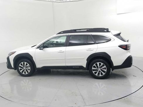 Certified 2025 Subaru Outback Premium image 6