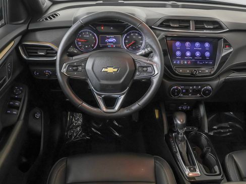 Used 2021 Chevrolet TrailBlazer ACTIV w/ Sun and Liftgate Package AWD/4WD image 40