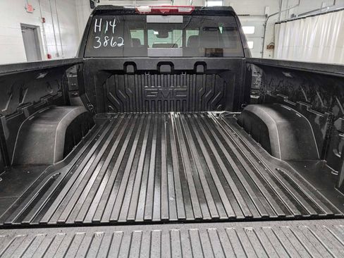 New 2026 GMC Sierra 1500 Denali Ultimate image 11