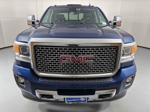 Used 2015 GMC Sierra 3500 Denali w/ Duramax Plus Package image 4