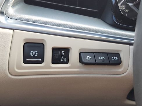 Used 2023 Cadillac XT5 Premium Luxury w/ Technology Package image 24