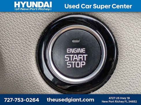 Used 2017 Kia Sorento EX image 34