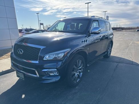 Used 2017 INFINITI QX80 Signature Edition w/ All Season Package image 3