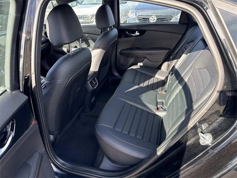 Used 2023 Kia Forte GT w/ GT2 Package image 17