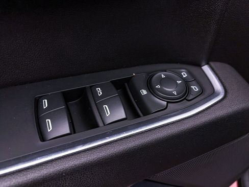 Used 2023 Chevrolet Silverado 1500 LT Trail Boss image 17