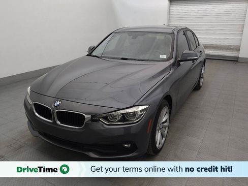Used 2018 BMW 320i Sedan RWD image 1