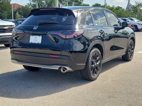Certified 2024 Honda HR-V Sport image 6