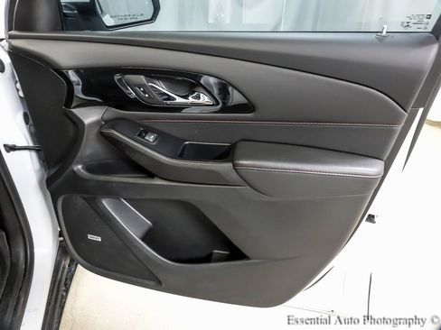 Used 2023 Chevrolet Traverse RS w/ LPO, Floor Liner Package image 28