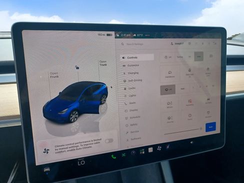 Used 2023 Tesla Model Y AWD image 9