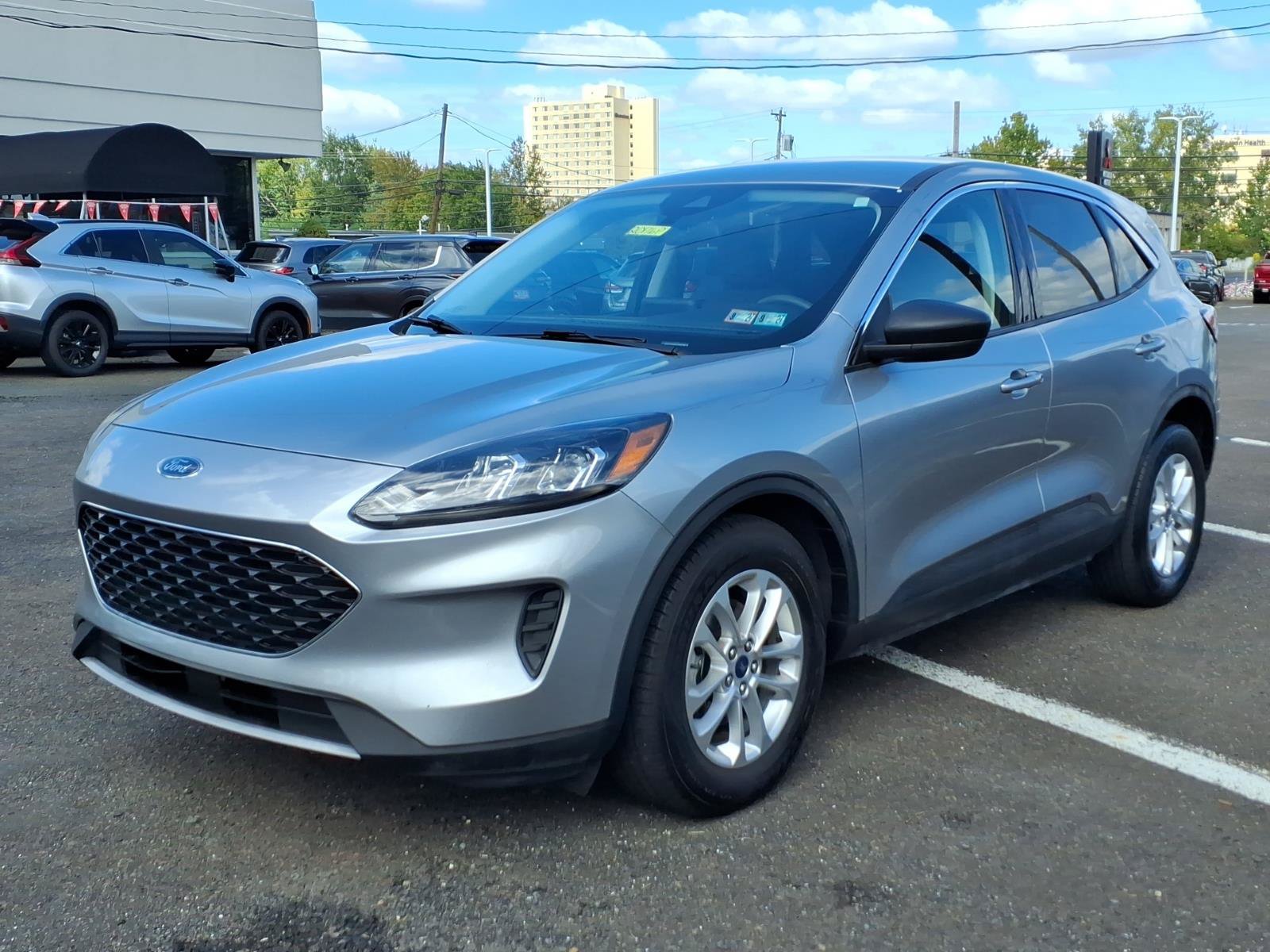 Used 2022 Ford Escape SE FWD image 8