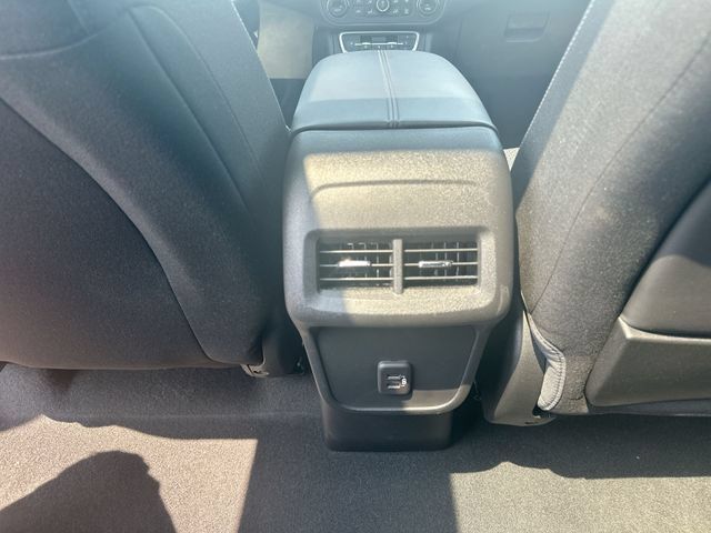 Used 2023 GMC Terrain SLE w/ Driver Convenience Package AWD/4WD image 22