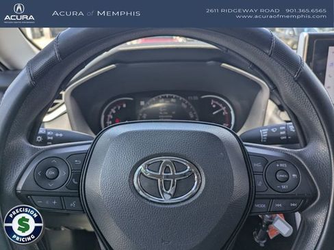 Used 2025 Toyota RAV4 LE FWD image 15