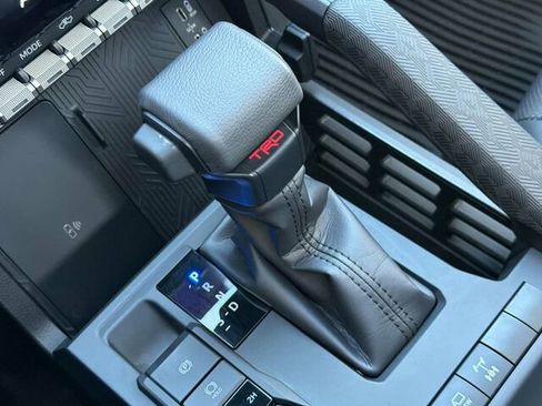 Used 2025 Toyota Tacoma 4x4 Double Cab Hybrid image 26