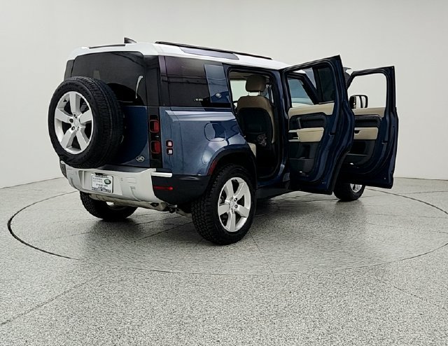 Used 2023 Land Rover Defender 110 S AWD/4WD image 11