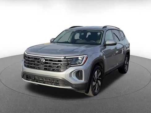 Used 2026 Volkswagen Atlas SE FWD image 7