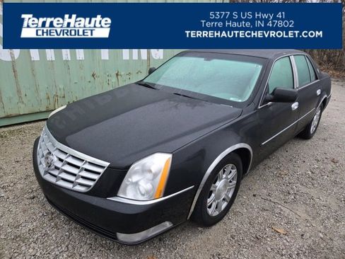 Used 2011 Cadillac DTS image 1