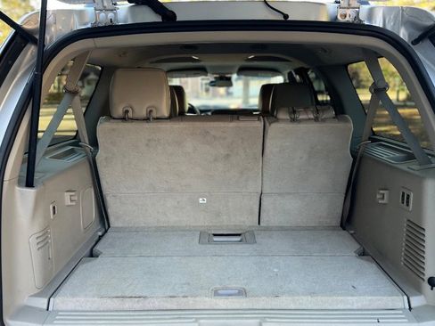 Used 2011 Ford Expedition EL Limited image 9