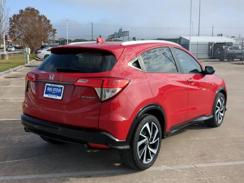 Used 2020 Honda HR-V Sport image 3