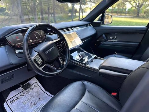 Used 2024 Land Rover Range Rover Sport Dynamic SE image 15
