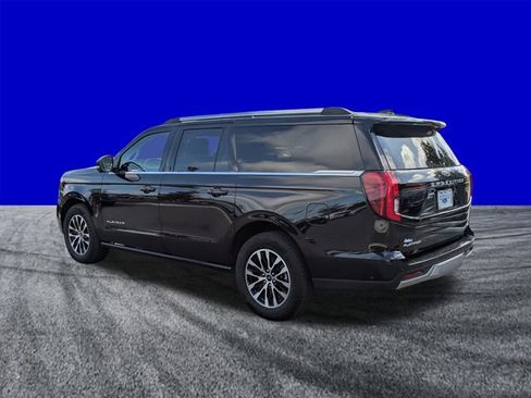Used 2025 Ford Expedition Max Platinum AWD/4WD image 6