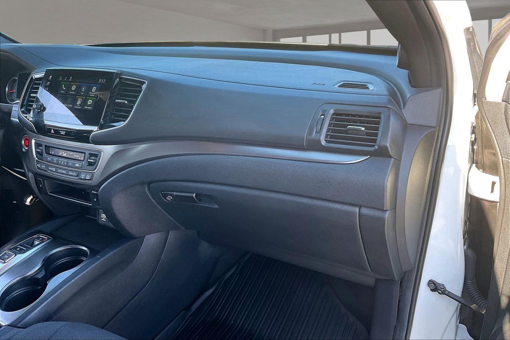 Certified 2022 Honda Pilot Sport image 27