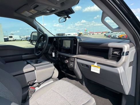 New 2026 Ford F250 XL w/ STX Appearance Package AWD/4WD image 21