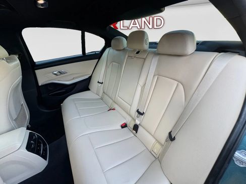 Used 2019 BMW 330i xDrive Sedan w/ Convenience Package AWD/4WD image 17