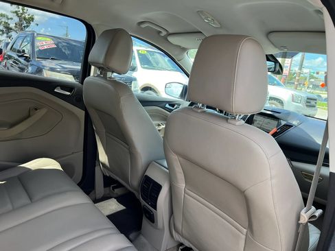 Used 2014 Ford Escape Titanium FWD image 15