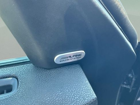 Used 2023 Dodge Charger SXT RWD image 17