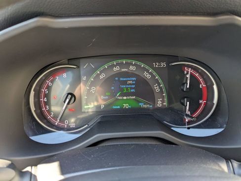 Used 2025 Toyota RAV4 LE image 15