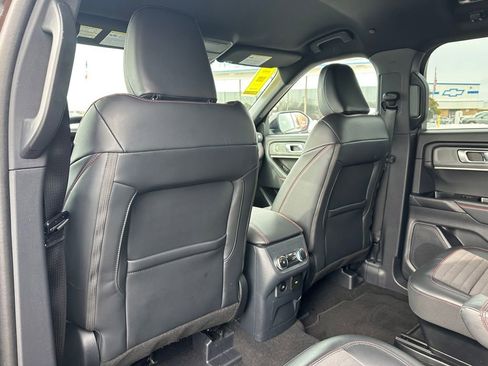 Used 2025 Ford Explorer ST-Line AWD/4WD image 18