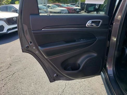 Used 2020 Jeep Grand Cherokee Limited AWD/4WD image 15
