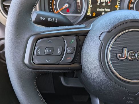 New 2026 Jeep Gladiator Mojave image 21