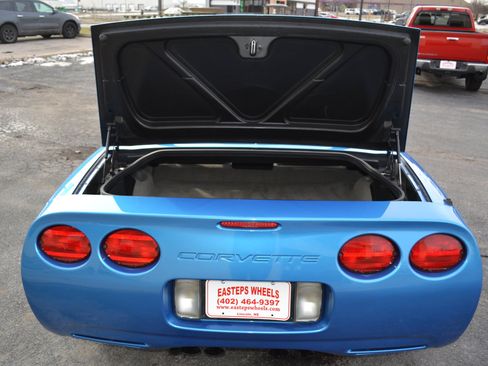 Used 2000 Chevrolet Corvette Convertible w/ Memory Pkg image 6
