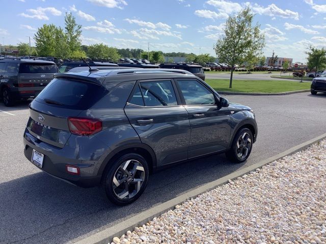 Used 2026 Hyundai Venue SEL FWD image 37
