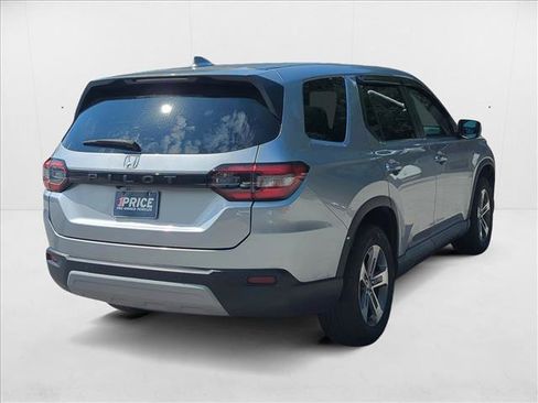 Used 2023 Honda Pilot EX-L image 5